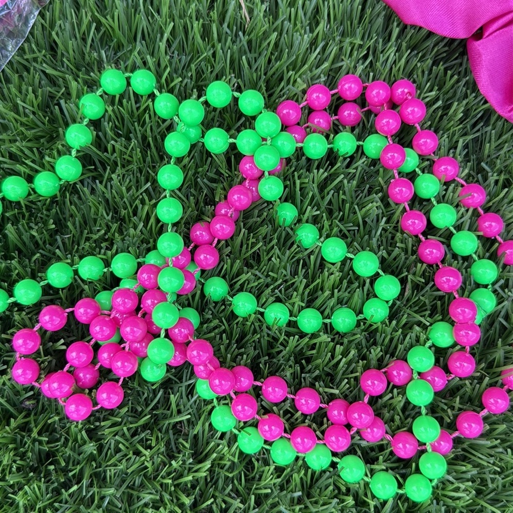 Vibrant Pink Kids Accessory Set - Picture 4 of 7